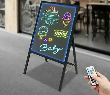 revlon figaro: LED dvosmerna tabla sa postoljem i daljinskim upravljačem - Svetleća — 1