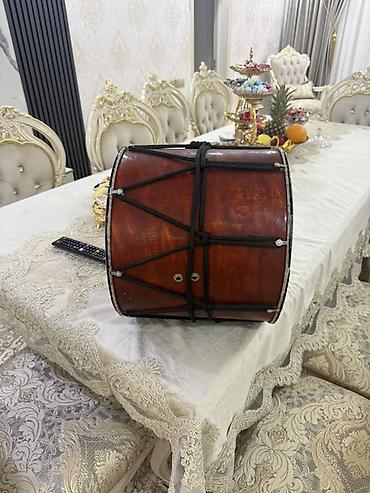 гитарный микрофон: Təcili satilir bir üzündə balaca deşiy var 2 mikrafon yaxci vezyetdedi — 1