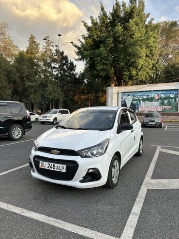 Chevrolet: Chevrolet Spark: 2018 г., 1 л, Автомат, Бензин, Хэтчбэк