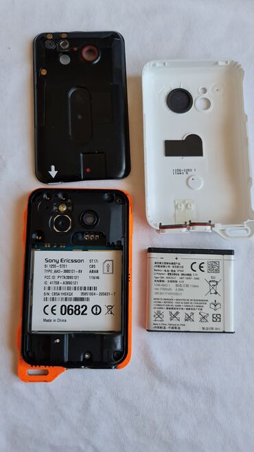 Sony Ericsson: Sony Ericsson Xperia Active, bоја - Narandžasta — 5