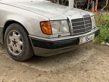 Унаа сатуу: Mercedes-Benz W124: 1990 г., 2 л, Кол менен иштөөчү, Бензин, Седан — 2