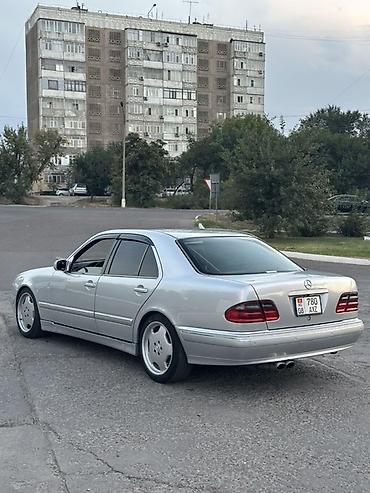 vw id4: Mercedes-Benz E-Class: 1998 г., 4.3 л, Автомат, Бензин, Седан — 6