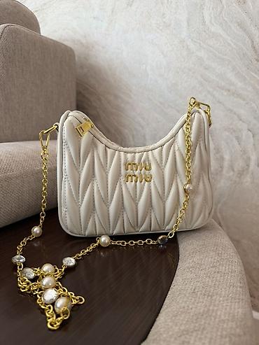 mekteb çanta: Çiyin çantası, Miu Miu, Yeni — 1
