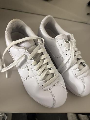 кроссовки кортезы: Мужские кроссовки, 37, Nike, Б/у, цвет - Белый, Самовывоз — 1