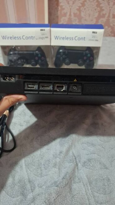 PS4 (Sony Playstation 4): Ideal ps 4 slım satılıır 1tb yaddası var ustunde sunur ve 2 pult — 6