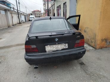 bmw e36 satilir: Diqqətle oxu sonra zəng vur!!! Maşın satılmır!! Ehtiyat hissələri