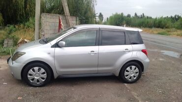 меняю титан: Toyota ist: 2002 г., 1.5 л, Автомат, Бензин, Универсал