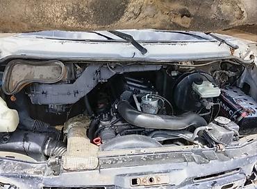 капроновый шланг: Mercedes-Benz Спринтер: 2002 г., 2.2 л, Механика, Дизель, Бус — 8