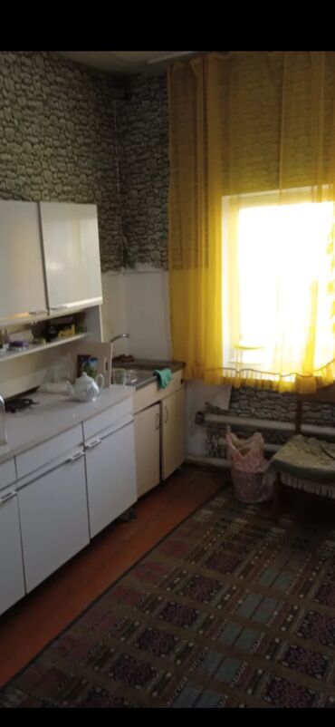 Долгосрочная аренда домов: 70 м², 3 комнаты, Парковка, Забор, огорожен