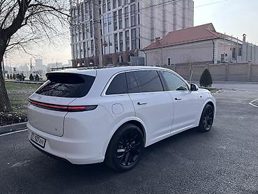 Lixiang: Lixiang L7: 2023 г., 1.5 л, Гибрид, Кроссовер — 3