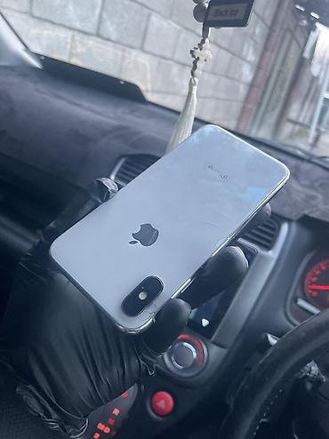Apple iPhone: IPhone X, Б/у, 64 ГБ, Белый, 72 % — 1