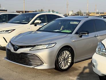 kia seed: Toyota Camry: 2020 г., 2.5 л, Вариатор, Гибрид, Седан — 1