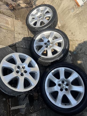 двухсотка 200: Литые Диски R 17 Toyota, Комплект, отверстий - 5, Б/у — 2