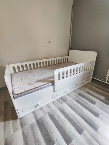 продам кровать двуспальную бу: Unversal Oğlan və ya Qiz üçun 💑 Ayxan Kidsden Alinib🧑🏻‍🎓 Türkiyə