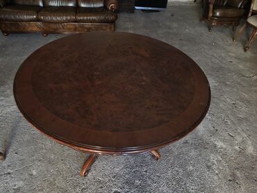 Stilski trpezarijski stolovi: Stilski trpezarijski stolovi na lalafo.rs — 8 Stilski trpezarijski stolovi: Stilski trpezarijski stolovi — 8