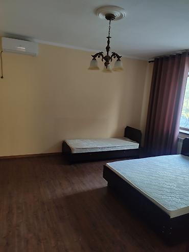 Аренда отелей и хостелов: Хостел от 450 сом Уютный хостел в капитальном доме с большими окнами — 9