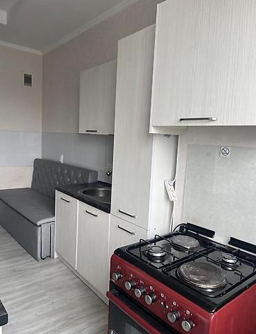 Батирлерди ижарага берүү: 🏠 Сдаётся 1-комнатная квартира в районе Аламедин-1! 📍 Район — 7