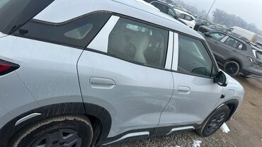 BYD: BYD Yuan Up: 2025 г., Электромобиль, Кроссовер — 6