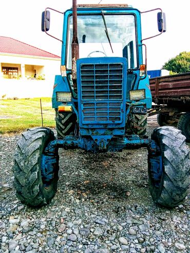 işlənmiş traktorların satışı: Traktorlar