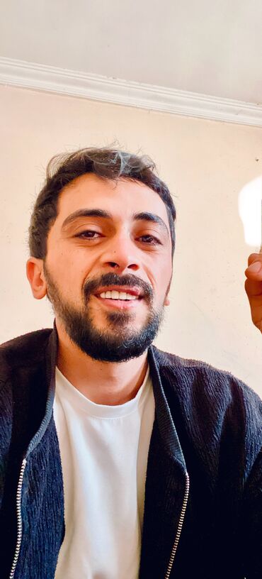 Aşpazlar: Aşpaz Manqalçı, kababçı. 6 ildən artıq təcrübə