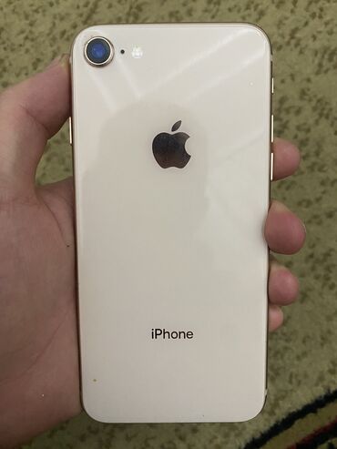 Apple iPhone: IPhone 8, Б/у, 64 ГБ, Золотой, 100 %