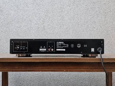 Pojačala i prijemnici: Yamaha TX-497 – AM/FM stereo tjuner - Linijski hi‑fi tjuner iz serije — 8