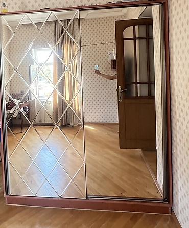 трюмо в прихожую: Dəhliz mebeli – sürgülü güzgülü şkaf komplekti - 3 bölməli, sürgülü — 1