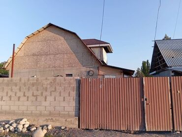 продажа дом токмок сах завод: Үй, 110 кв. м, 4 бөлмө, Кыймылсыз мүлк агенттиги