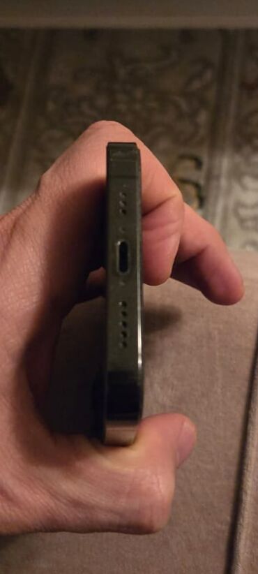 Apple iPhone: IPhone 13 Pro, 128 GB, Graphite, Face ID — 7