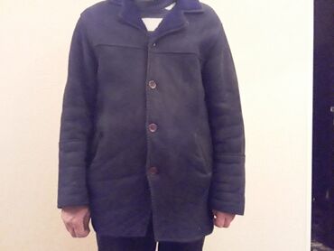 пальто: Мужская дубленка черного цвета,б/у. Размер XXL ( 44-46). Ecть еще