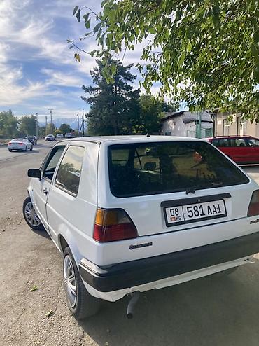 Volkswagen: Volkswagen Golf: 1987 г., 1.3 л, Механика, Бензин, Хэтчбэк — 3
