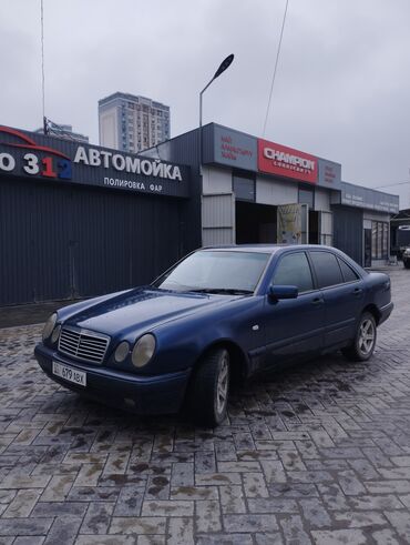 Mercedes-Benz: Mercedes-Benz E-Class: 1997 г., 2.8 л, Автомат, Бензин, Седан