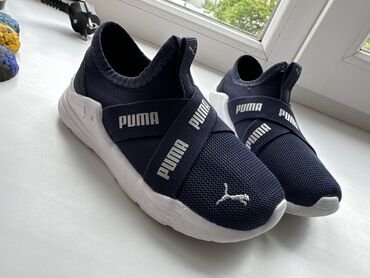 puma спортивки: Кроссовки от Пума оригинал Puma
Носили внутри садика месяц 
размер 28