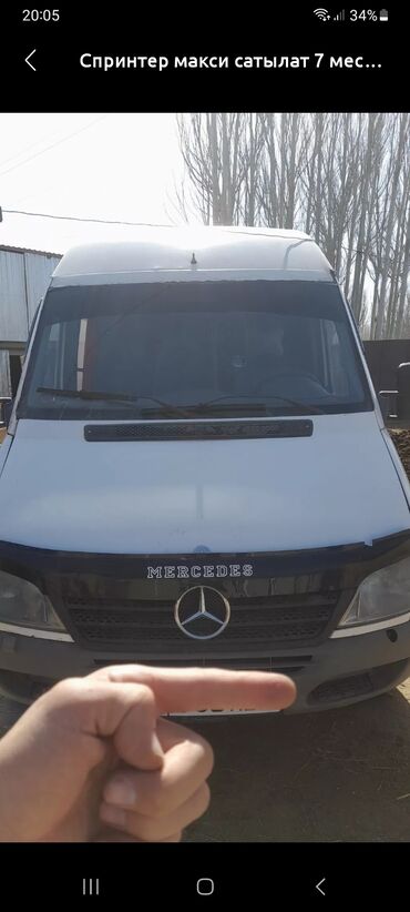 Жүк ташуучу транспорт: Жеңил жүк ташуучу унаа, Mercedes-Benz