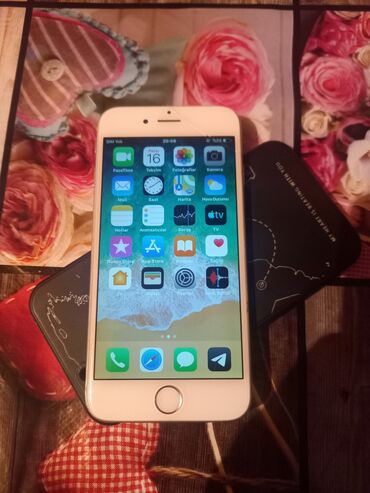 Apple iPhone: IPhone 6, 16 GB, Deep Purple, Barmaq izi