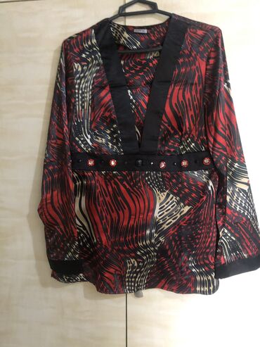 Köynək və bluzalar: 20man Don və koftalar L ölcudə 3 cu şəkildəki gullu kofta XL ölcudə — 9