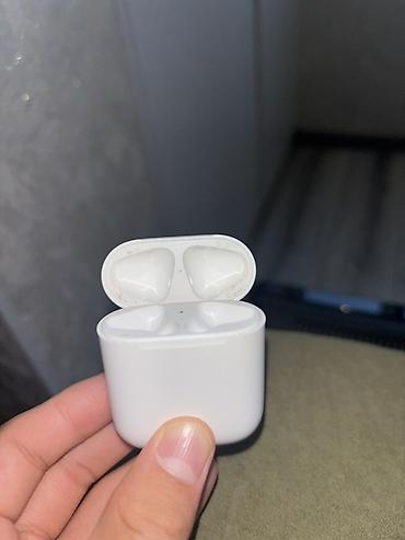 зарядный кейс: Apple AirPods (зарядный кейс с наушниками) - Оригинальные полностью — 3