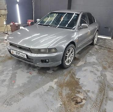 стояло: Mitsubishi Galant: 1997 г., 1.8 л, Автомат, Бензин, Седан — 1