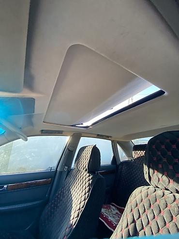 Audi: Audi 100: 1993 г., Механика, Бензин, Седан — 21