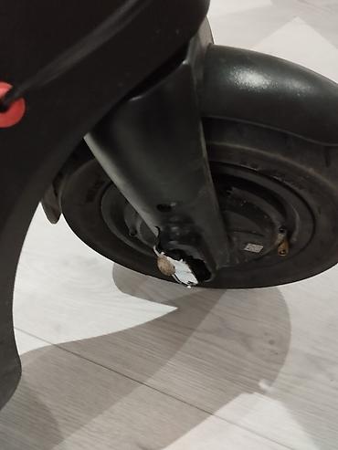 samokat baki: Elektrikli skuter – model X8F Skuter oncelikle 32km suret ile gedir — 7