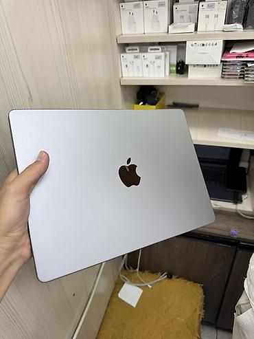 Для программирования, Б/у, Apple M3, ОЗУ, RAM: 8 ГБ, В рассрочку