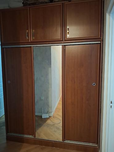 İşlənmiş, 3 qapılı, Güzgülü, Qəhvəyi, Taxta, Kupe, Düz dolab lalafo.az -da İşlənmiş, 3 qapılı, Güzgülü, Qəhvəyi, Taxta, Kupe, Düz dolab