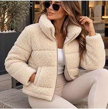 Tedi jaknica
3999 din
S M L