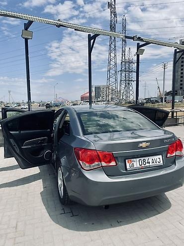 магнитолы для авто: Chevrolet Cruze: 2010 г., 1.8 л, Автомат, Газ, Седан — 3