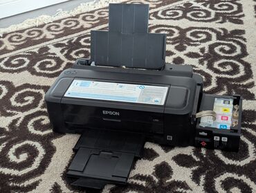 Принтеры: Продаю принтер цветной печати Epson L110. Компактный и удобный в