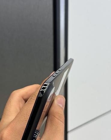 Apple iPhone: IPhone Air, Б/у, 256 ГБ, Black Titanium, Защитное стекло, Чехол, Кабель, В рассрочку, 100 % — 5