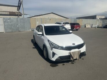 Kia: Kia Rio: 2021 г., 1.6 л, Автомат, Бензин, Седан