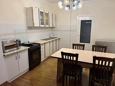 18: 2 комнаты, 80 м², Аламедин-1 мкр Индивидуалка, 7 этаж, Косметический ремонт — 2