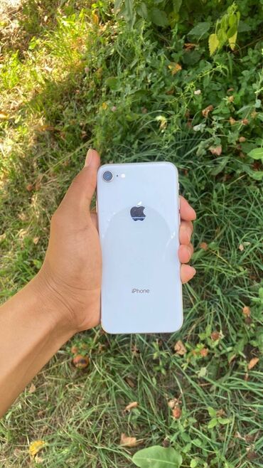 айфон на 27000сом: IPhone 8, Б/у, 64 ГБ, Белый, 78 %