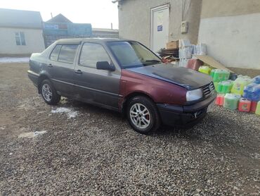 Volkswagen: Volkswagen Vento: 1993 г., Механика, Бензин, Седан — 5